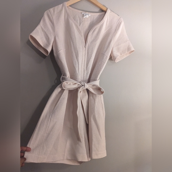 Peach/cream Club Monaco romper - Picture 2 of 3